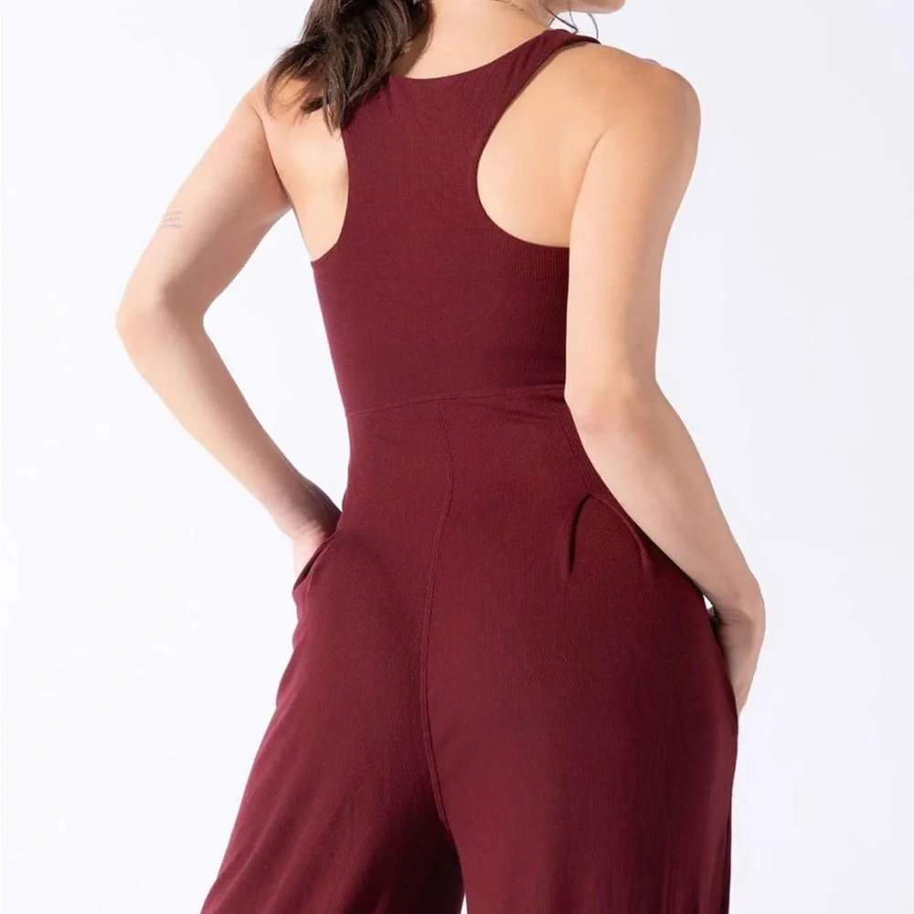 Ribbed Wide-Leg Square-Neck Jumpsuit in Burgundy - Picture 2 of 6